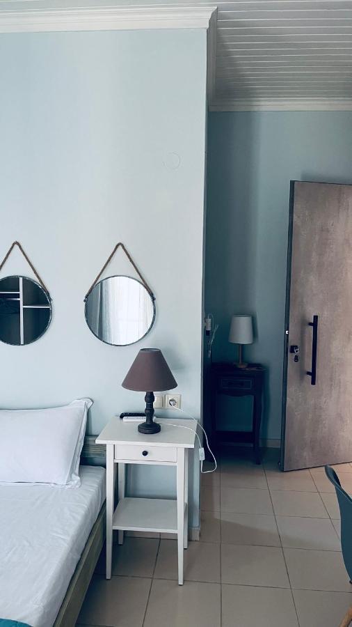 Theros Room Nidrí Kültér fotó